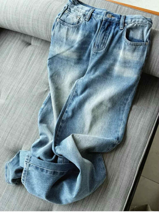 🩷chic 秋裝！高腰摺痕做舊淺色寬鬆闊腿牛仔褲