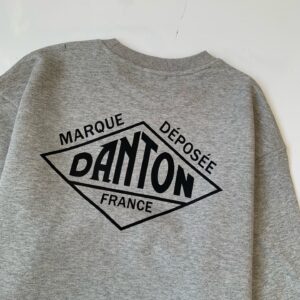 ◼️2025年秋冬新品✨ Danton前刺繡瓦片後印花長袖衛衣：圖片 9