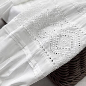 🩷chic 春秋新裝! 鬆身款刺繡長袖綿恤衫：圖片 4