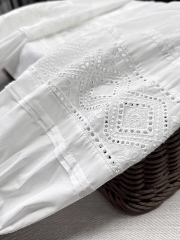 🩷chic 春秋新裝! 鬆身款刺繡長袖綿恤衫