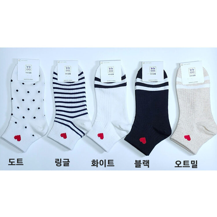 韓國🇰🇷 vivi 多PATTERN透氣柔軟短棉襪仔4對/一套)