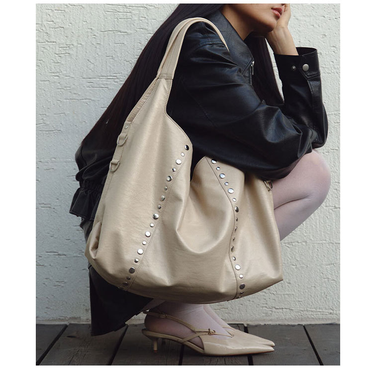 首爾風高級感大容量鉚釘tote bag