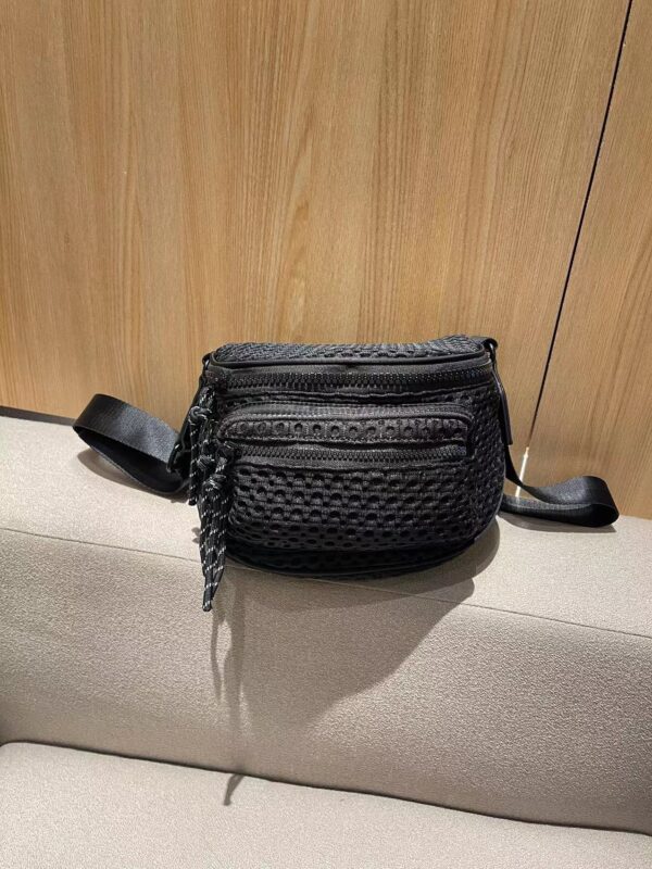超輕尼龍潮流大容量單肩斜孭馬鞍袋