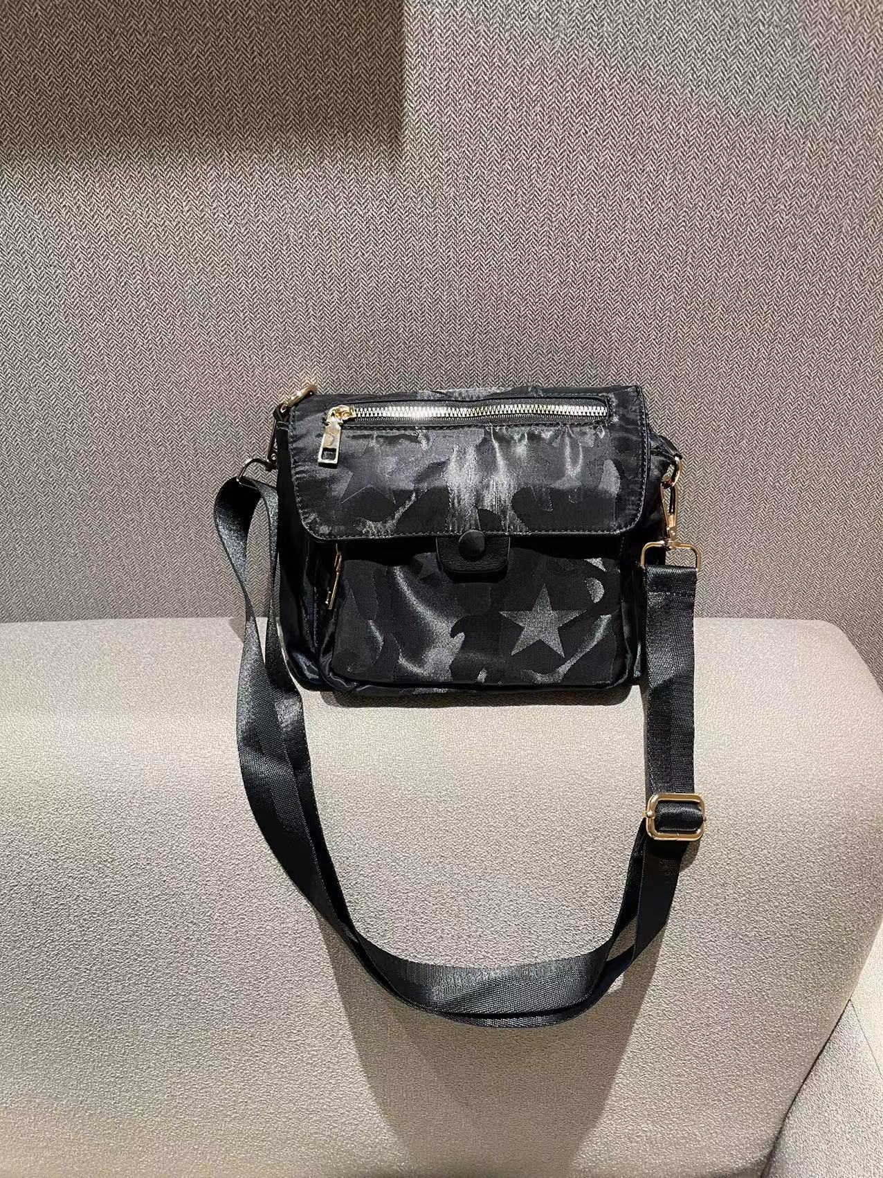 簡約多夾層郵差斜孭袋：圖片 9