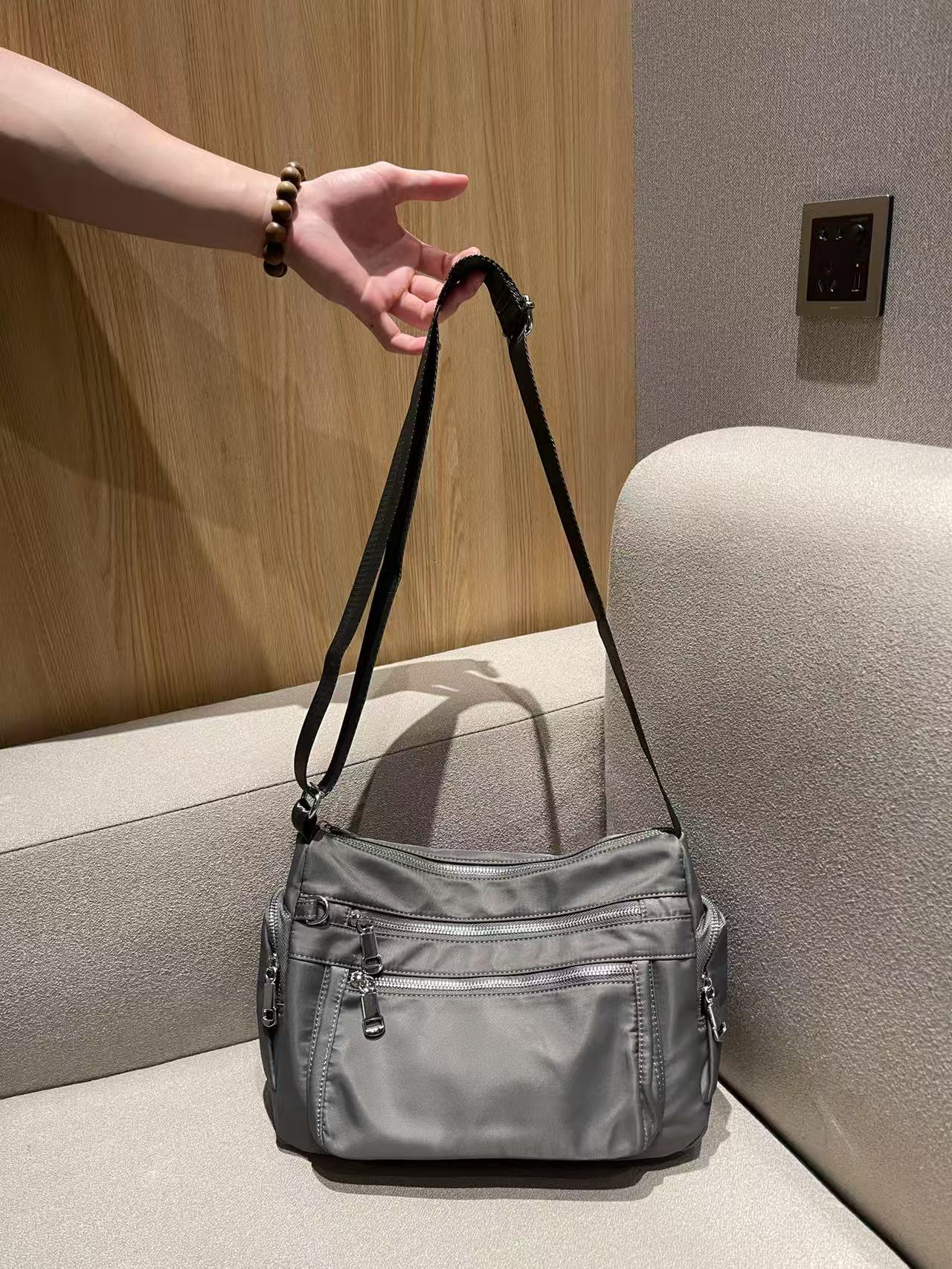 輕便防水尼龍多隔大容量單肩/斜孭袋：圖片 4