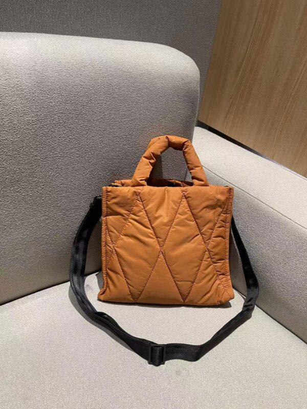 簡約輕便車縫線菱格羽絨側孭/斜孭袋