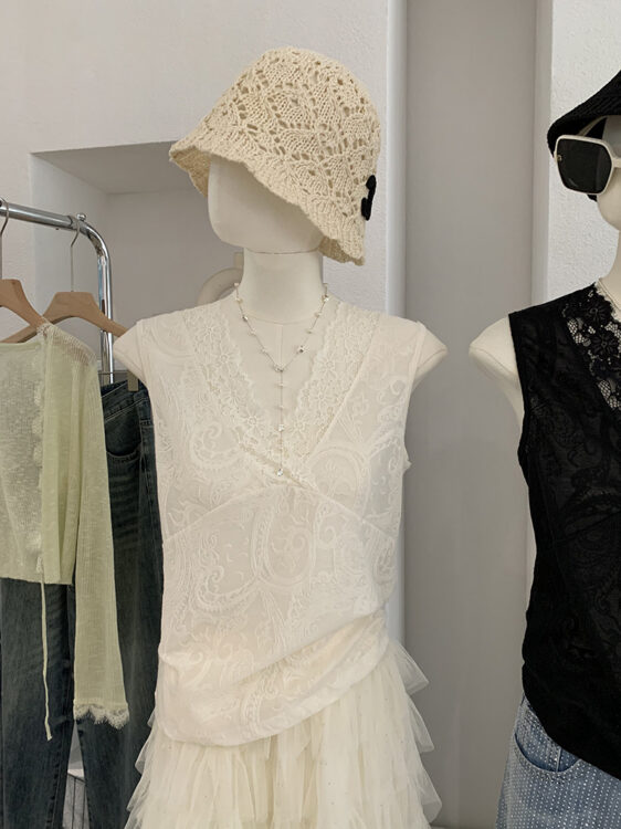 🩷chic 新裝! 純欲風LACE花邊V領修身背心