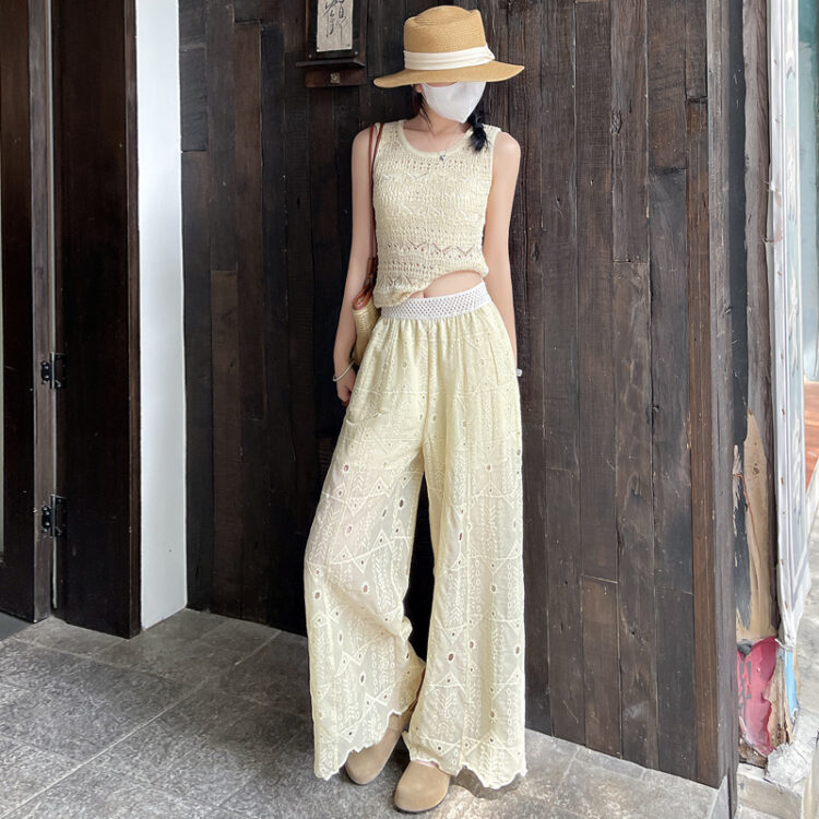 🩷chic 春夏新裝! 薄款刺繡勾花九分直筒褲