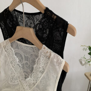 🩷chic 新裝! 純欲風LACE花邊V領修身背心：圖片 5
