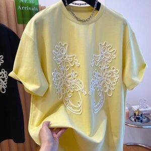 PLUS SIZE💗立體花朵刺繡T恤：圖片 1