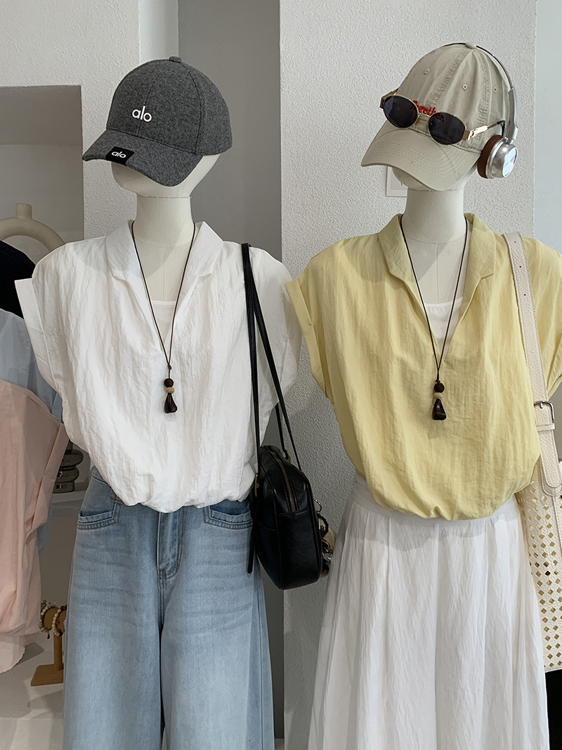🩷chic 新裝! 假兩件V領短袖襯衫：圖片 1