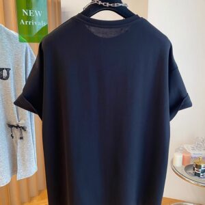 PLUS SIZE💗大碼LACE字母開叉T恤：圖片 1