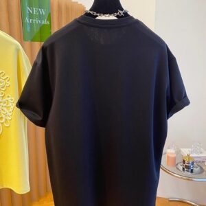PLUS SIZE💗立體花朵刺繡T恤：圖片 3