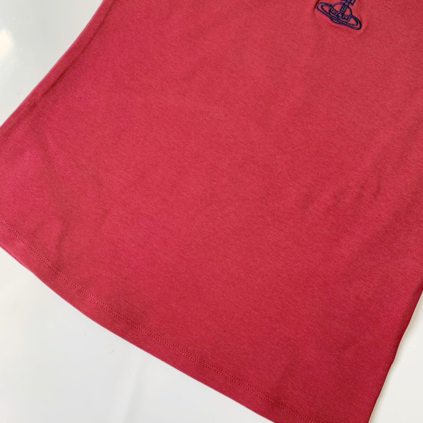 夏季新品✨ vivienne 吊帶背心：圖片 4