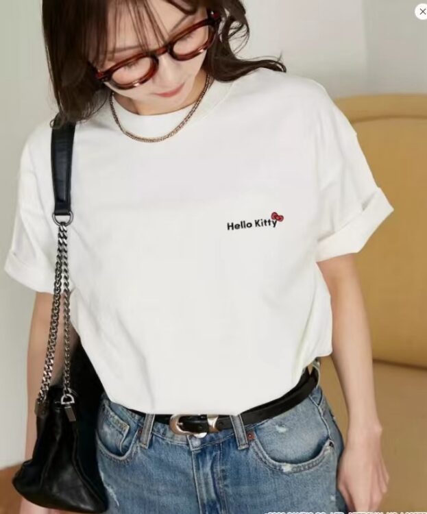 夏季新品✨ Hello kitty四格印花T恤
