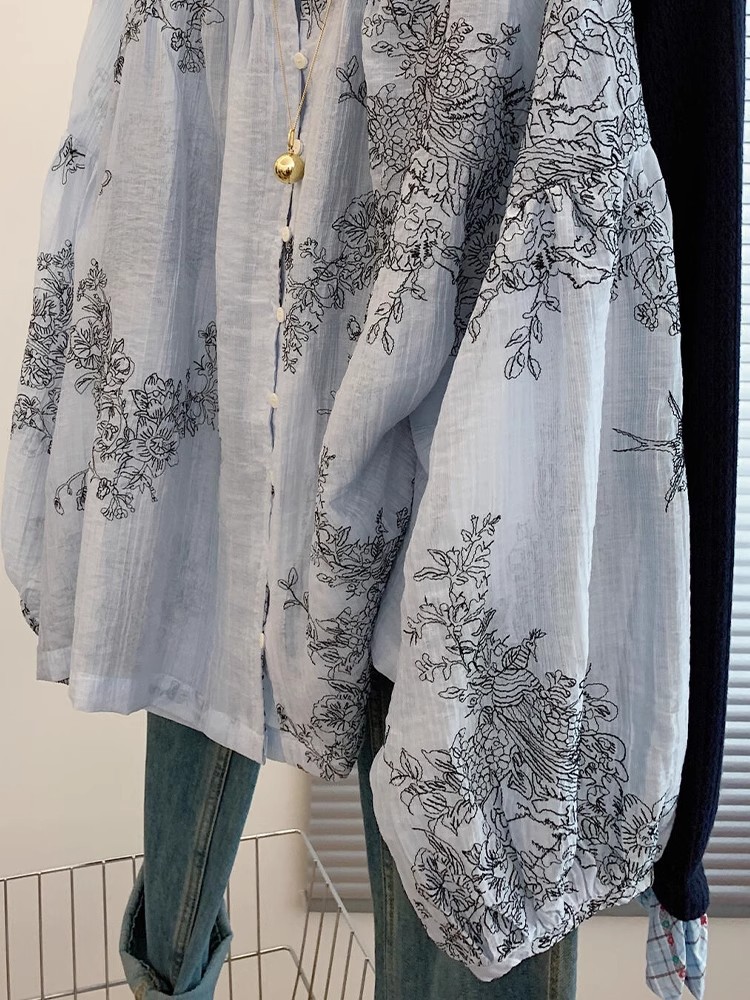 🩷chic新裝! 高級感寬鬆慵懶風刺繡藍色長袖襯衫：圖片 3