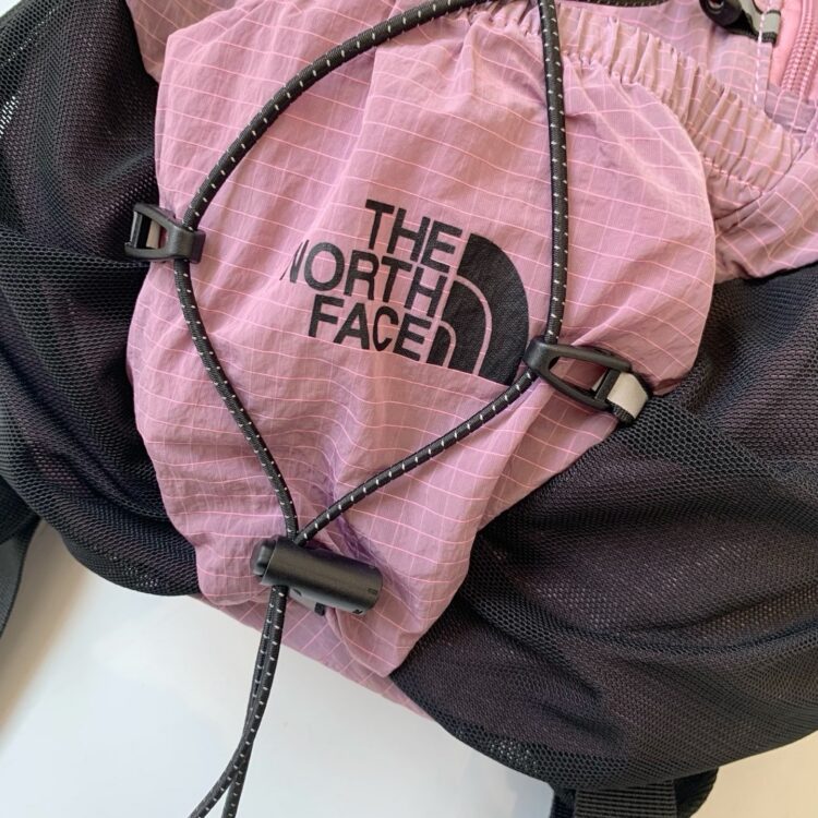 ✨The north face輕便防水背囊