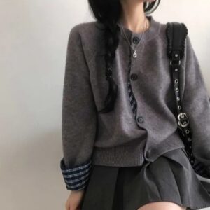 韓系設計感撞色格子拼接長袖針織外套：圖片 4