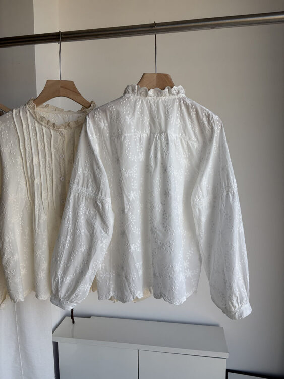 韓系木耳花邊小企領刺繡鬆身恤衫